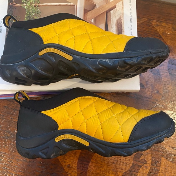 Merrell Yellow and Black womens Shoes - Picture 3 of 8